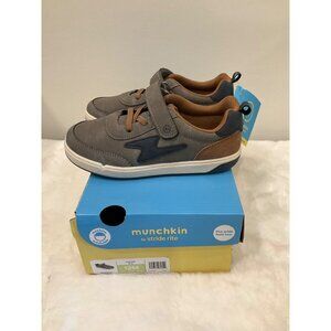 Munchkin by Stride Rite Boy's Maxwell Grey Sneakers 12M  New in Box